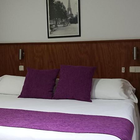 Hostal Dona Isabel Majadahonda Dış mekan fotoğraf