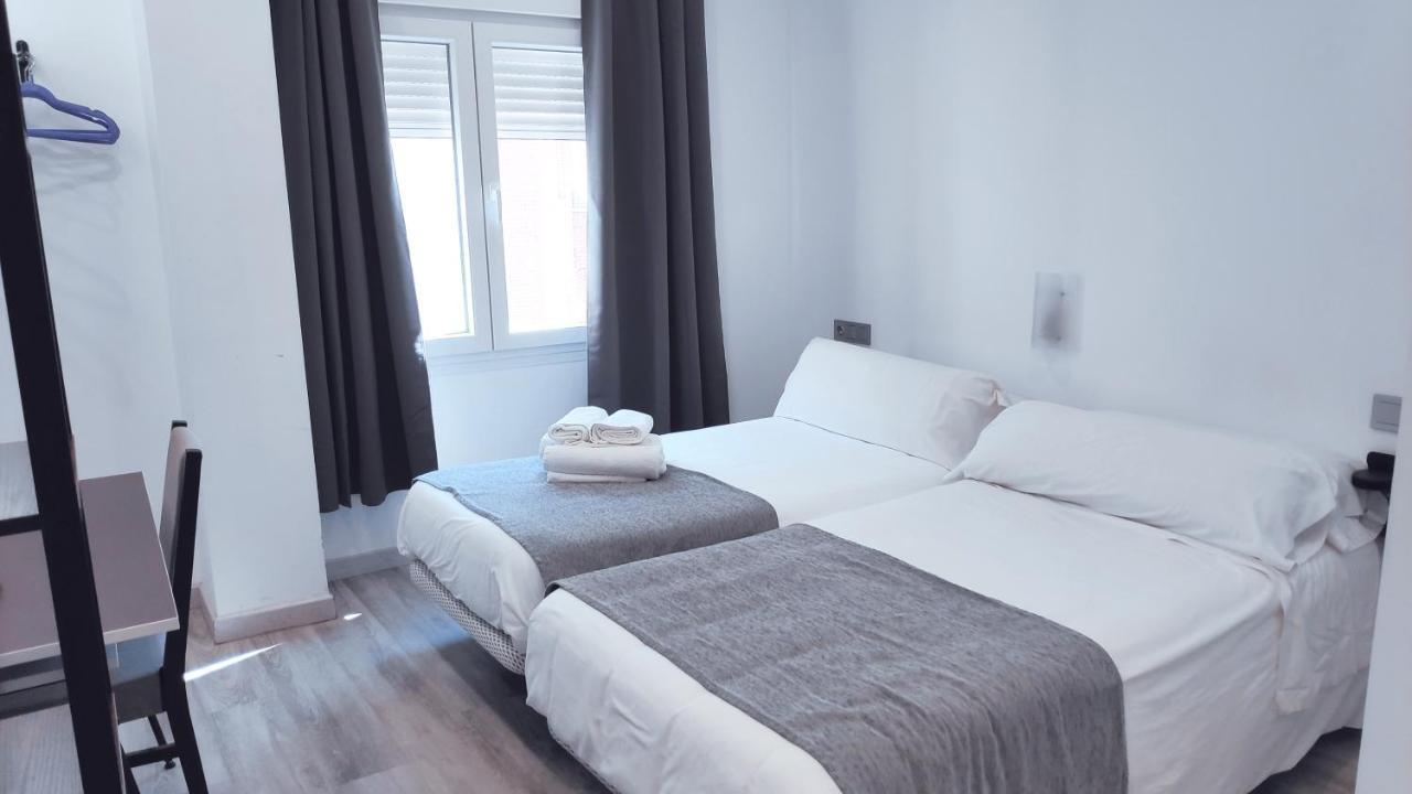 Hostal Dona Isabel Majadahonda Dış mekan fotoğraf