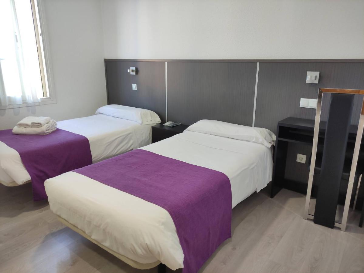 Hostal Dona Isabel Majadahonda Dış mekan fotoğraf
