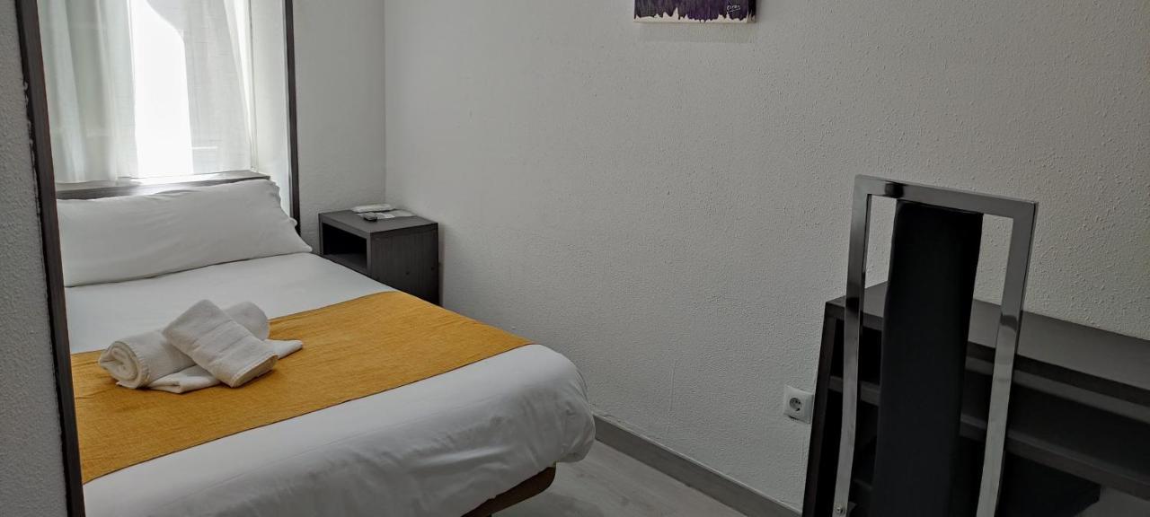Hostal Dona Isabel Majadahonda Dış mekan fotoğraf