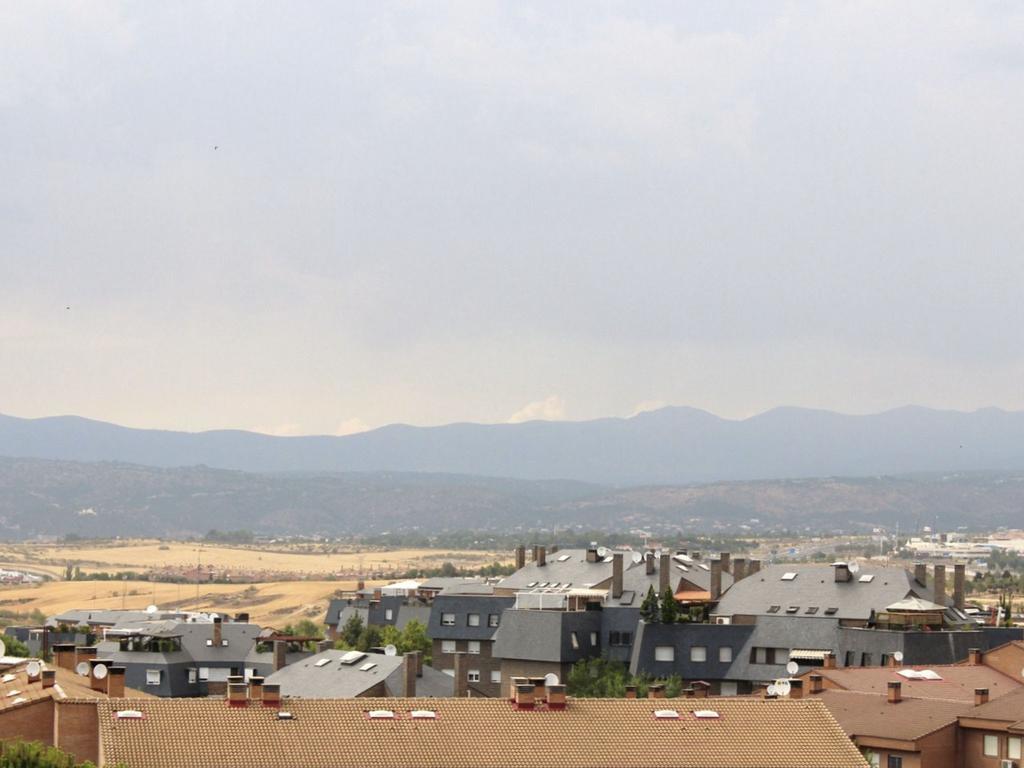 Hostal Dona Isabel Majadahonda Dış mekan fotoğraf