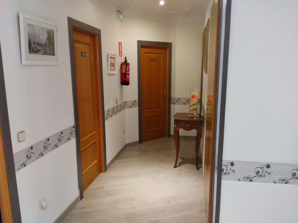 Hostal Dona Isabel Majadahonda Dış mekan fotoğraf