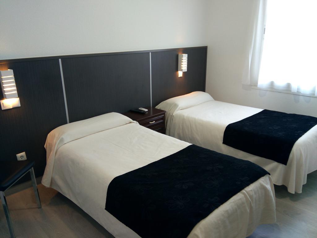 Hostal Dona Isabel Majadahonda Dış mekan fotoğraf