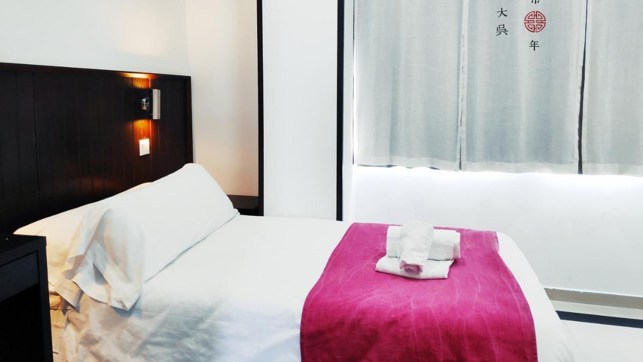 Hostal Dona Isabel Majadahonda Dış mekan fotoğraf