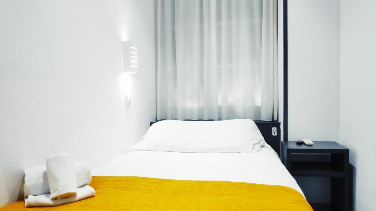 Hostal Dona Isabel Majadahonda Dış mekan fotoğraf